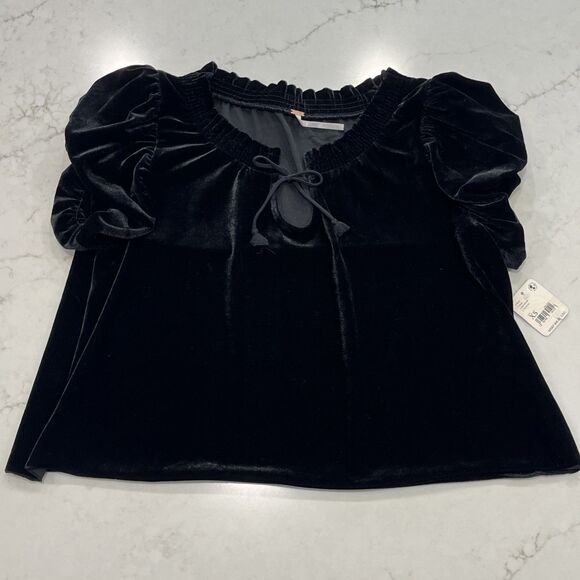 Free People NEW XS Terese Top Black Velvet Cropped Tie Smocked Neck Short Sleeve - Picture 2 of 12